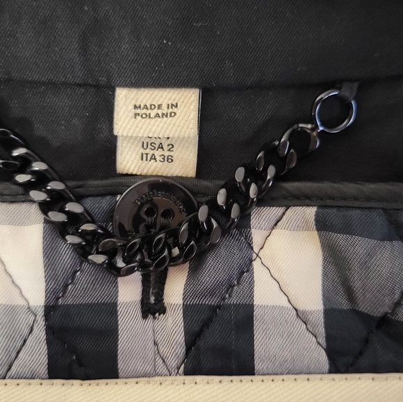 Burberry trench coat with movable vest - Picture 9 of 15